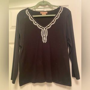 Notations label, black, v-neck, embroidered sweater